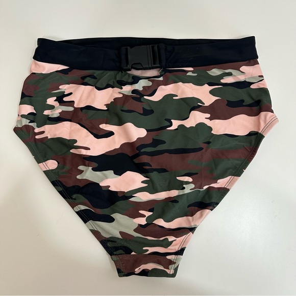 Womens High Rise Camouflage Swimsuit Bottoms with Buckle at Back - Picture 2 of 4